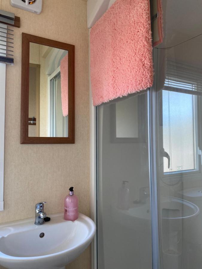 Vista Caravan Hire Seasalter المظهر الخارجي الصورة